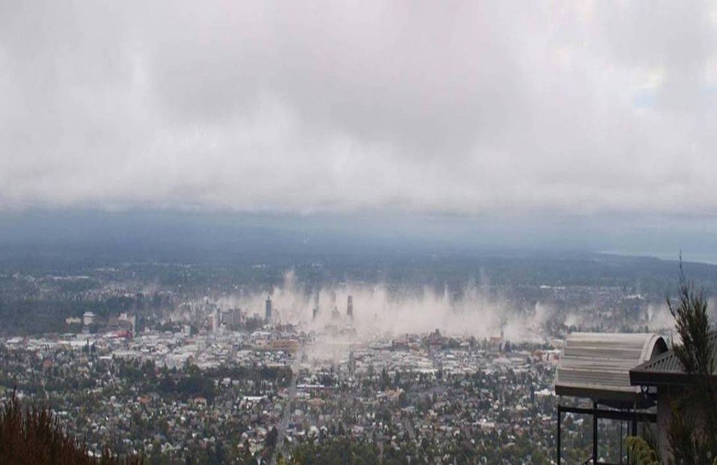 Christchurch, New Zealand, as the 2011 quake hits